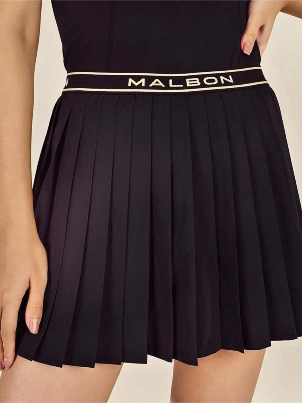 NWT! Malbon Pleated Golf Skirt in Black